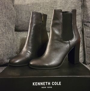Kenneth Cole Justin Booties 7.5 Black Leather